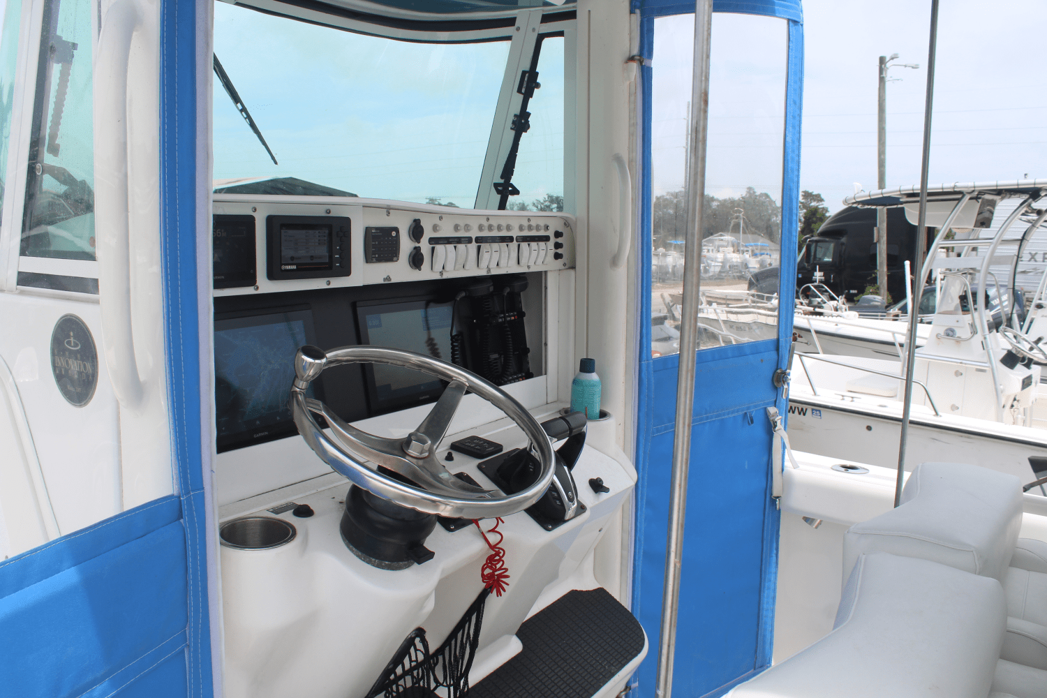 2007 Everglades 290 PILOT Image Thumbnail #12