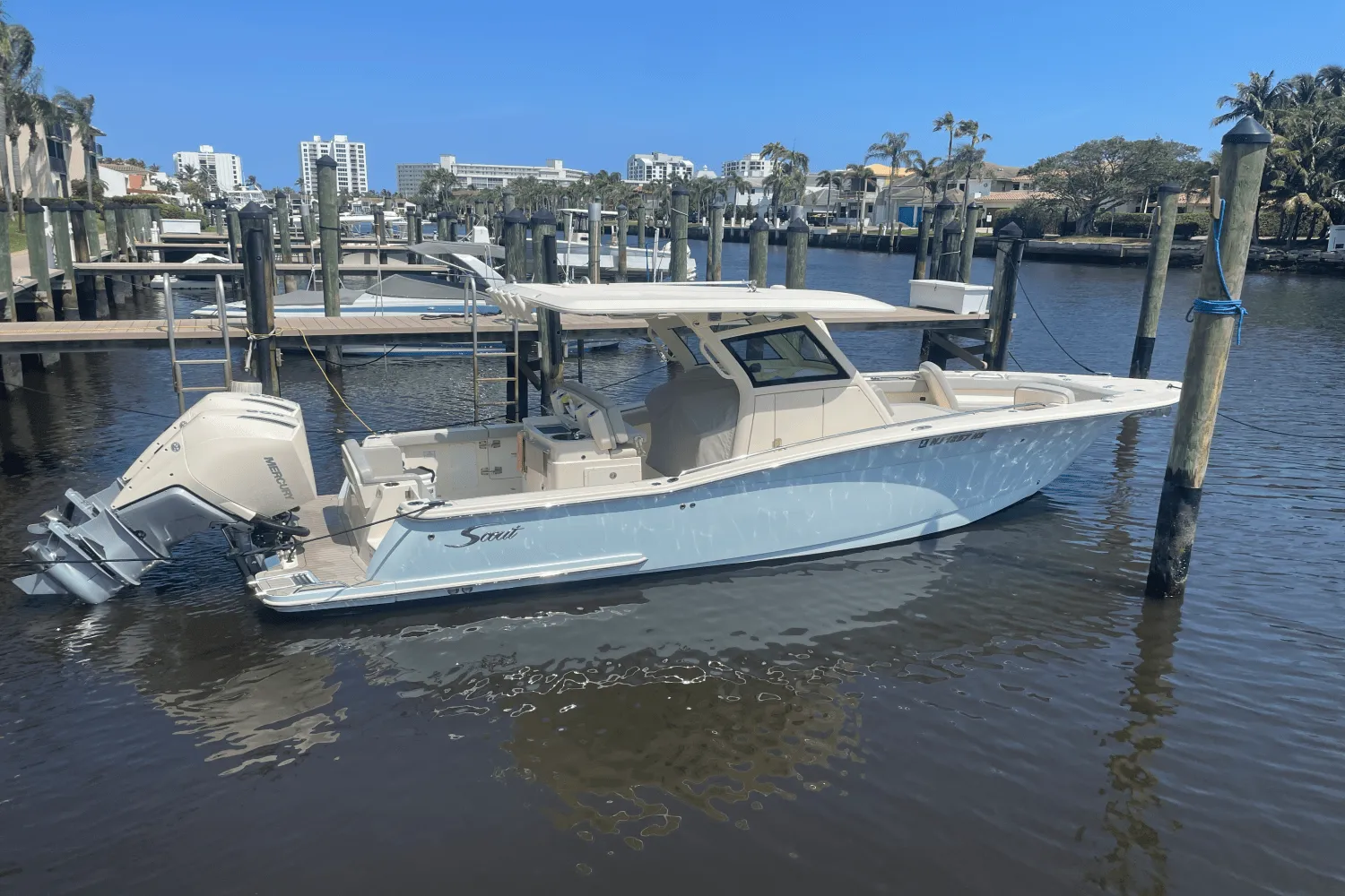 2023 Scout 305 LXF Image Thumbnail #0