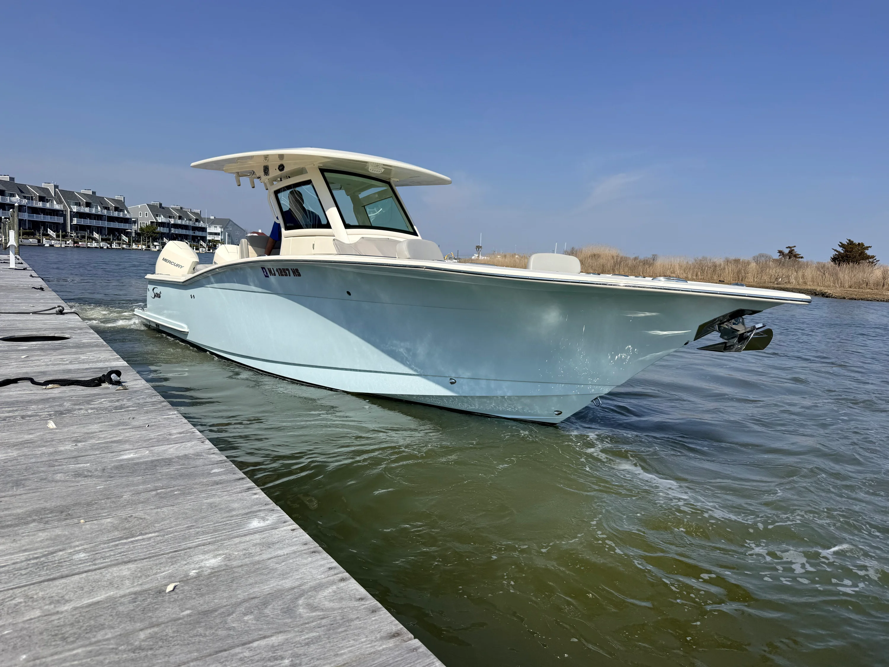 2023 Scout 305 LXF Image Thumbnail #3