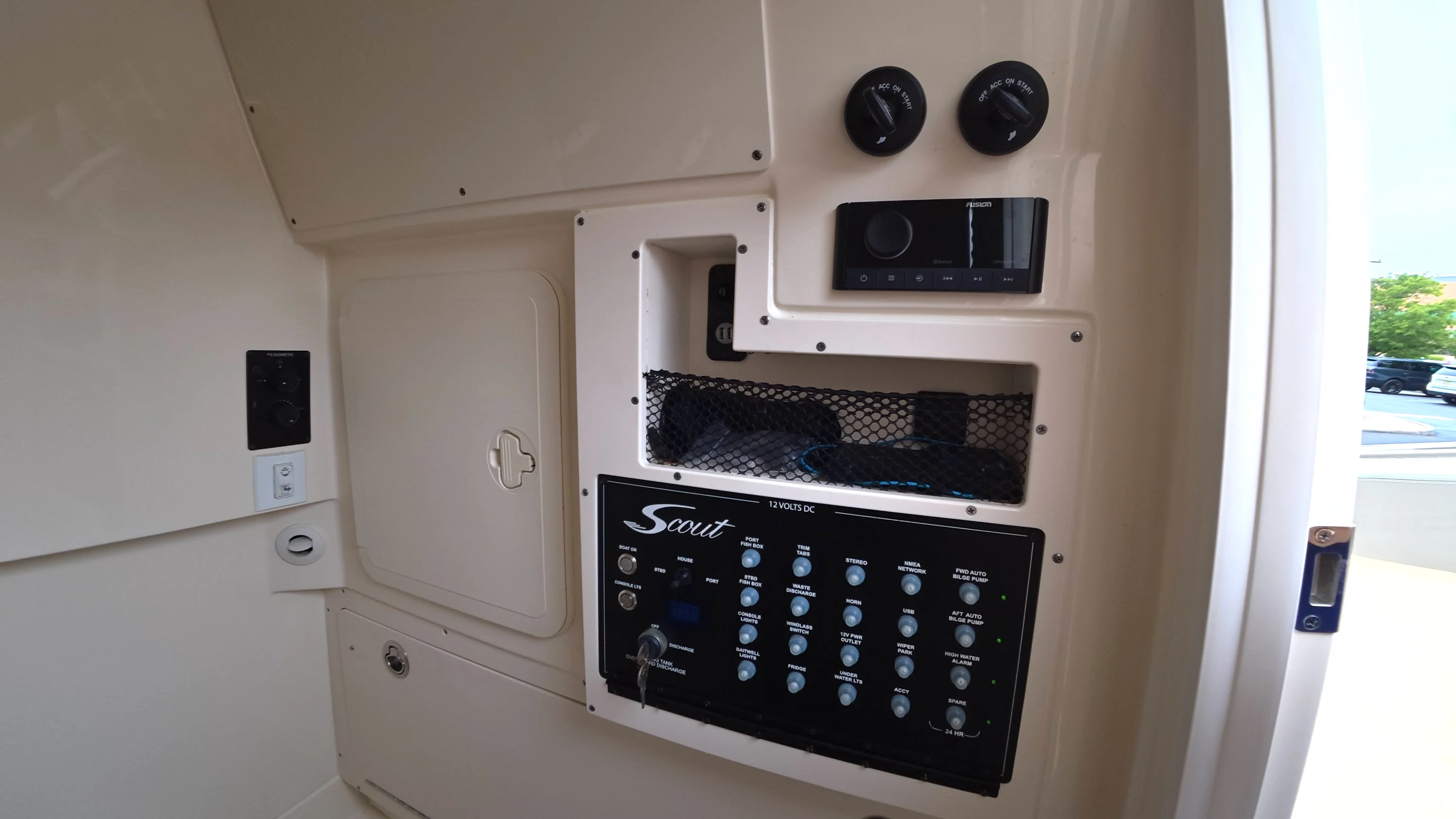 2023 Scout 305 LXF Image Thumbnail #19