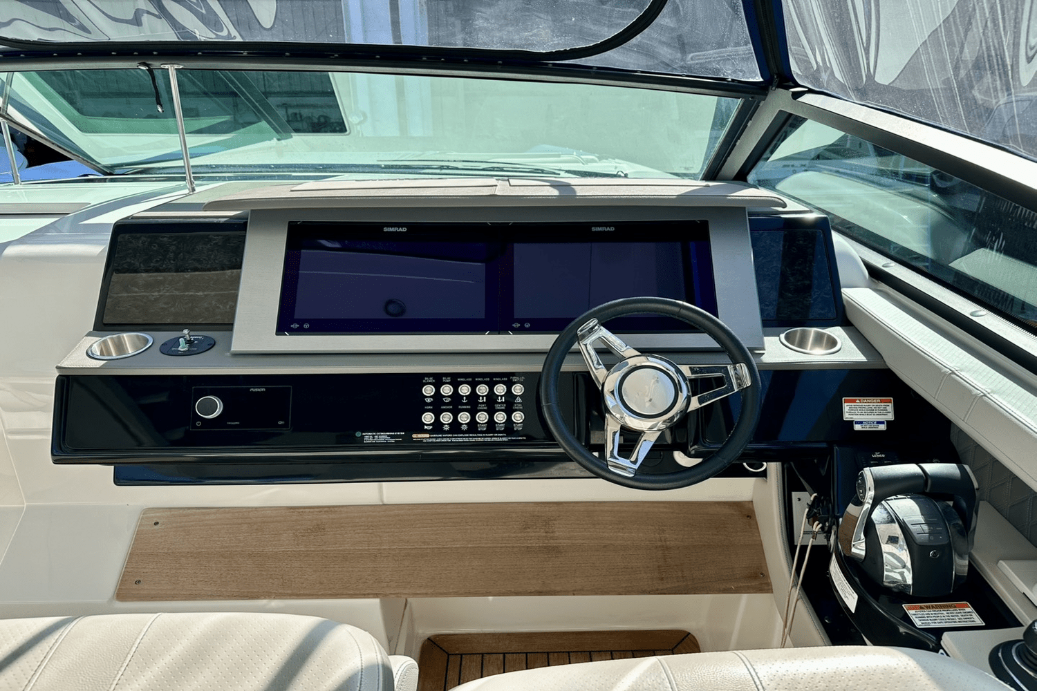 2020 Sea Ray SLX 400 OB Image Thumbnail #3