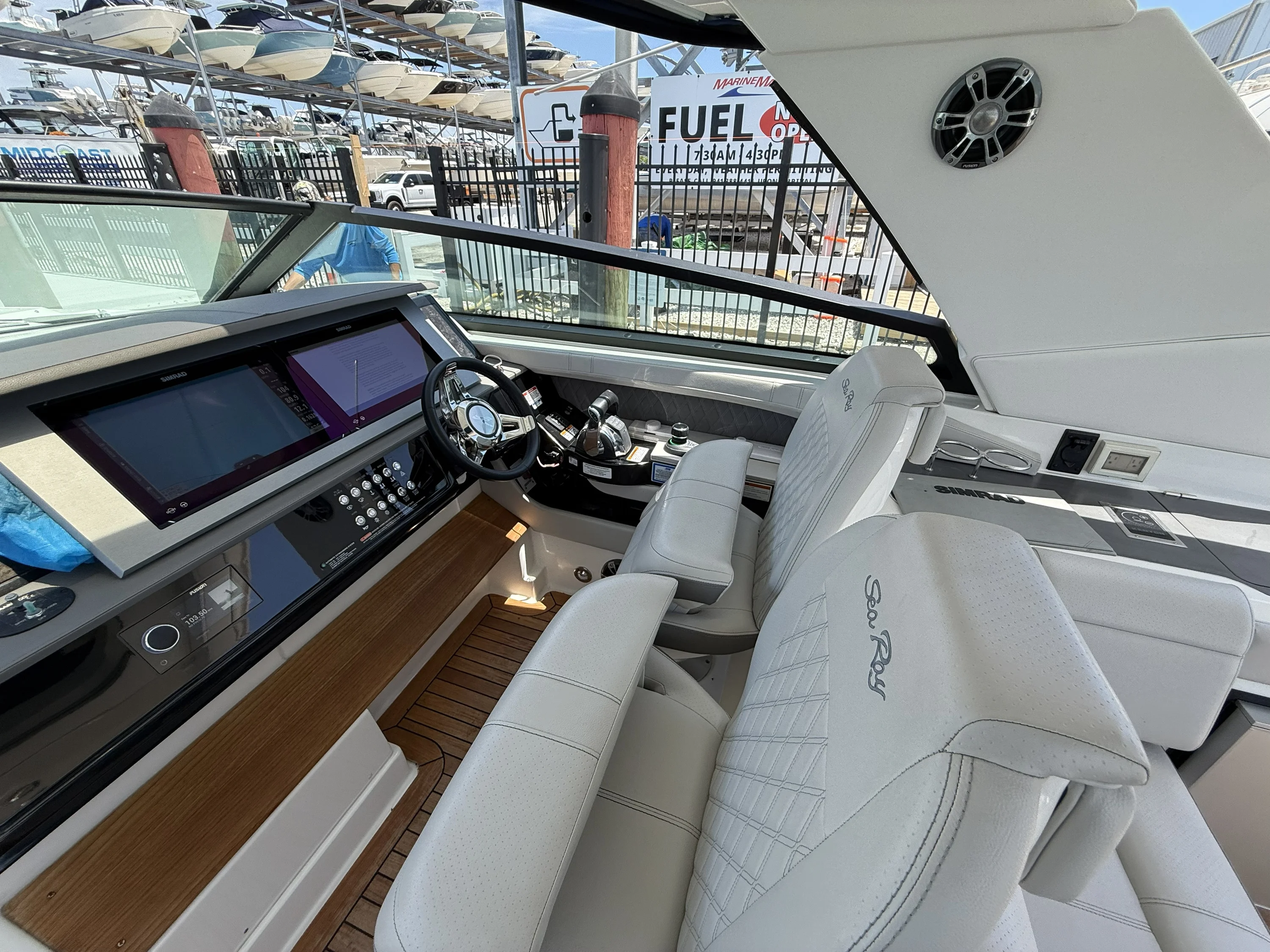 2020 Sea Ray SLX 400 OB Image Thumbnail #12