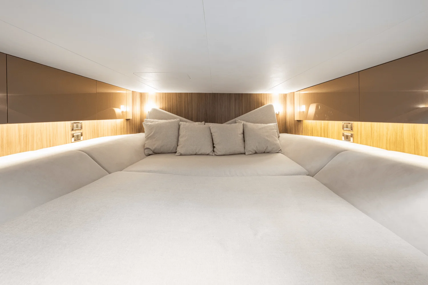 2020 Sea Ray SLX 400 OB Image Thumbnail #47