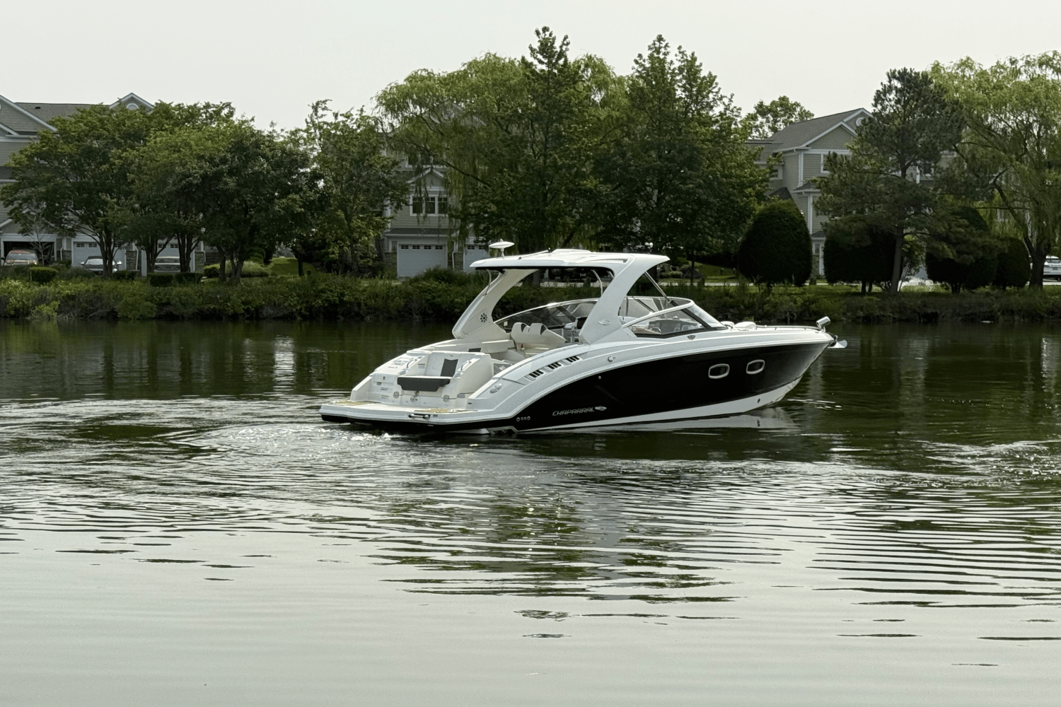 2015 Chaparral 327 SSX Image Thumbnail #2