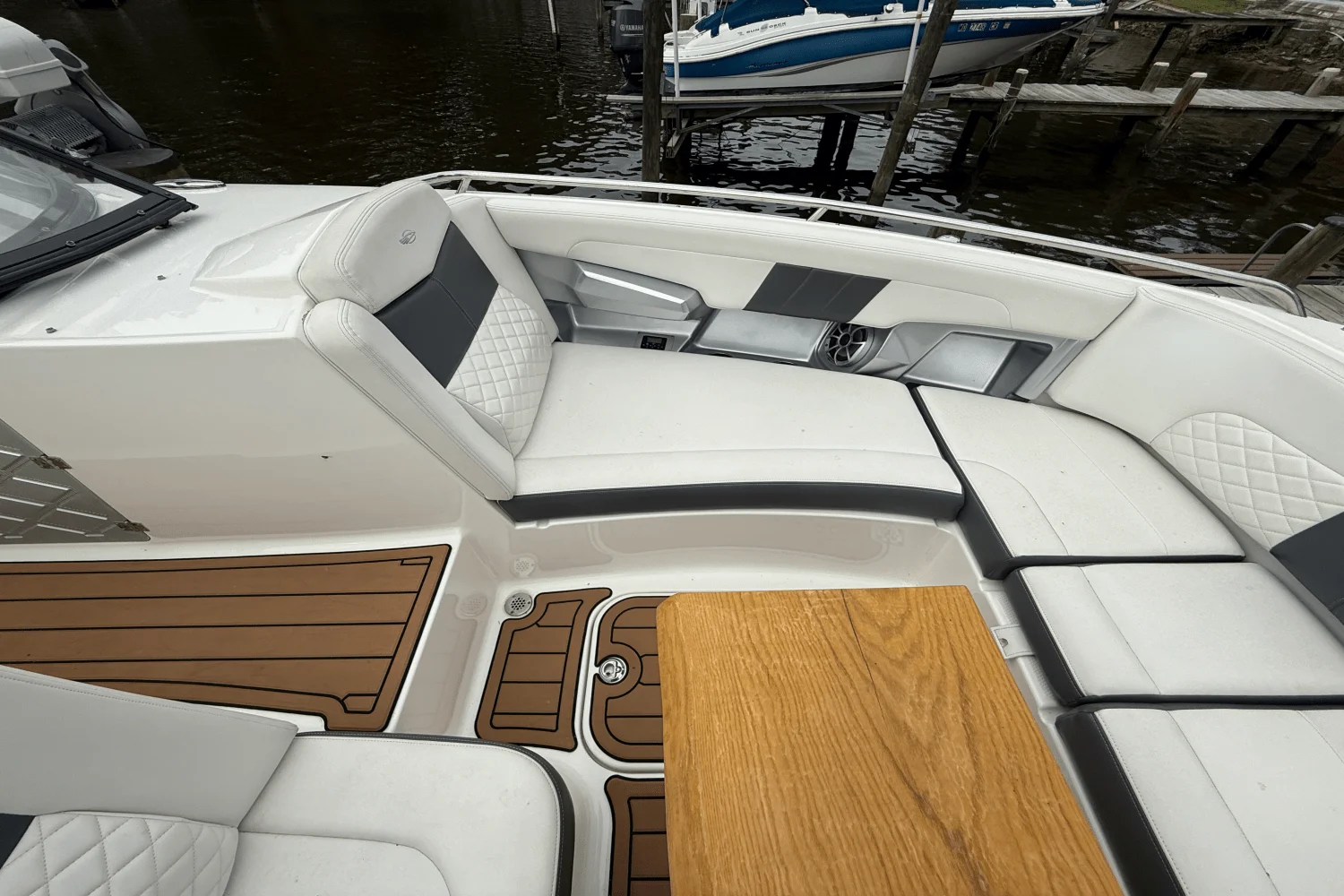 2015 Chaparral 327 SSX Image Thumbnail #28