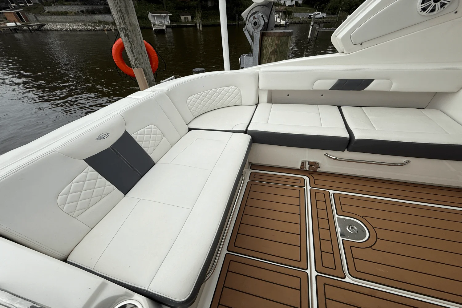 2015 Chaparral 327 SSX Image Thumbnail #12