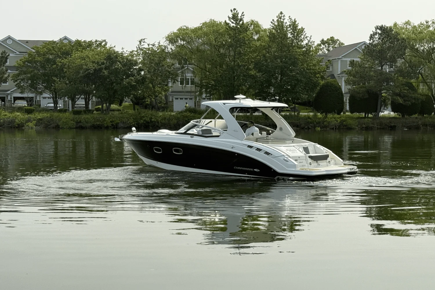 2015 Chaparral 327 SSX Image Thumbnail #4