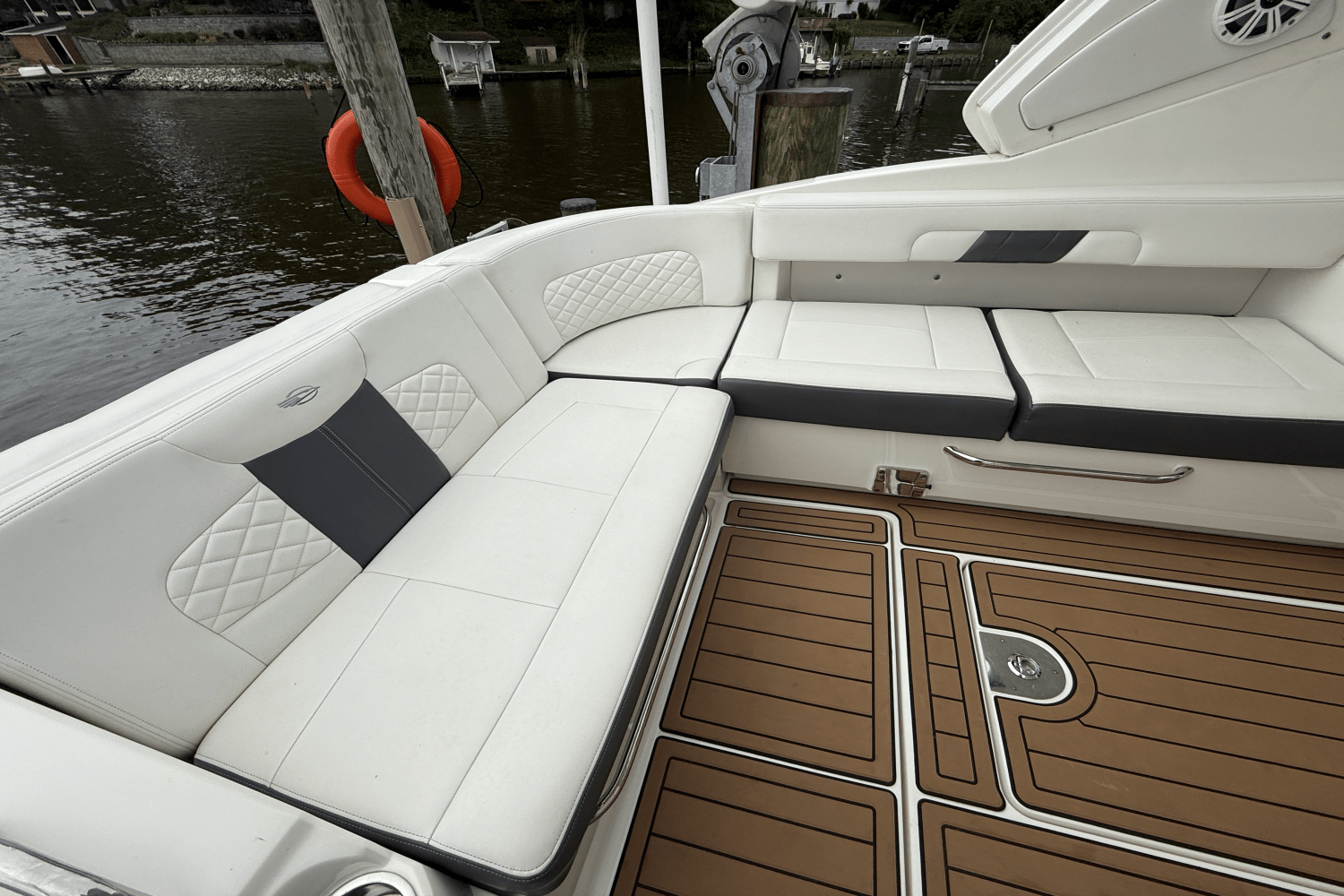 2015 Chaparral 327 SSX Image Thumbnail #14