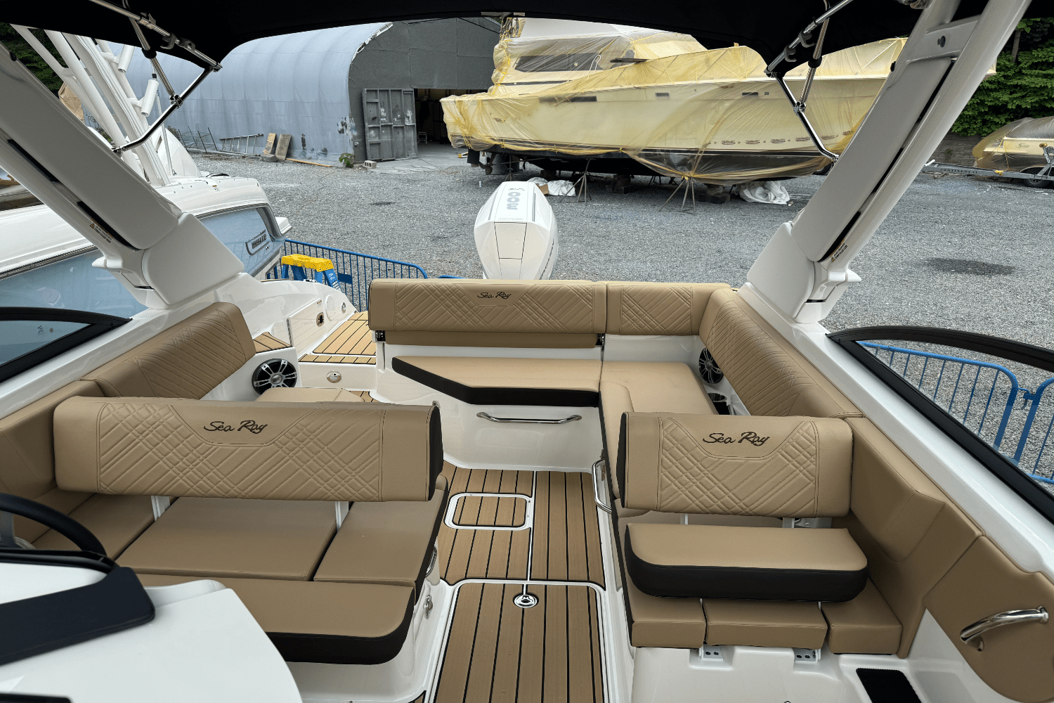 2025 Sea Ray SDX 250 Outboard Image Thumbnail #56
