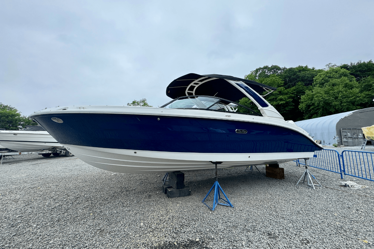 2025 Sea Ray SDX 250 Outboard Image Thumbnail #1