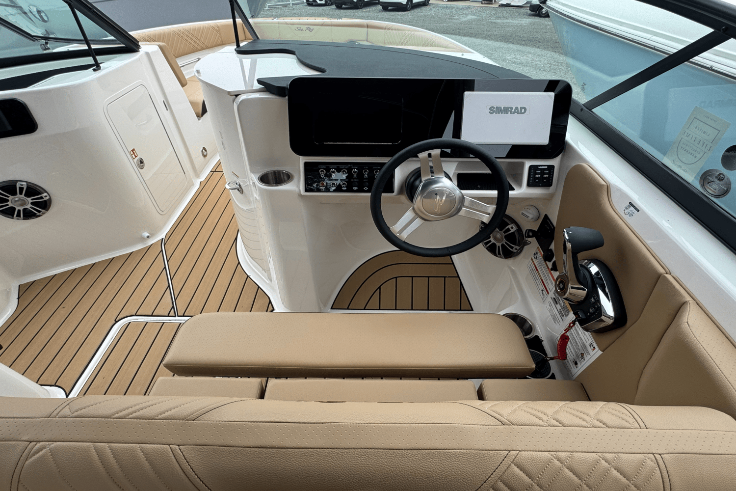 2025 Sea Ray SDX 250 Outboard Image Thumbnail #38