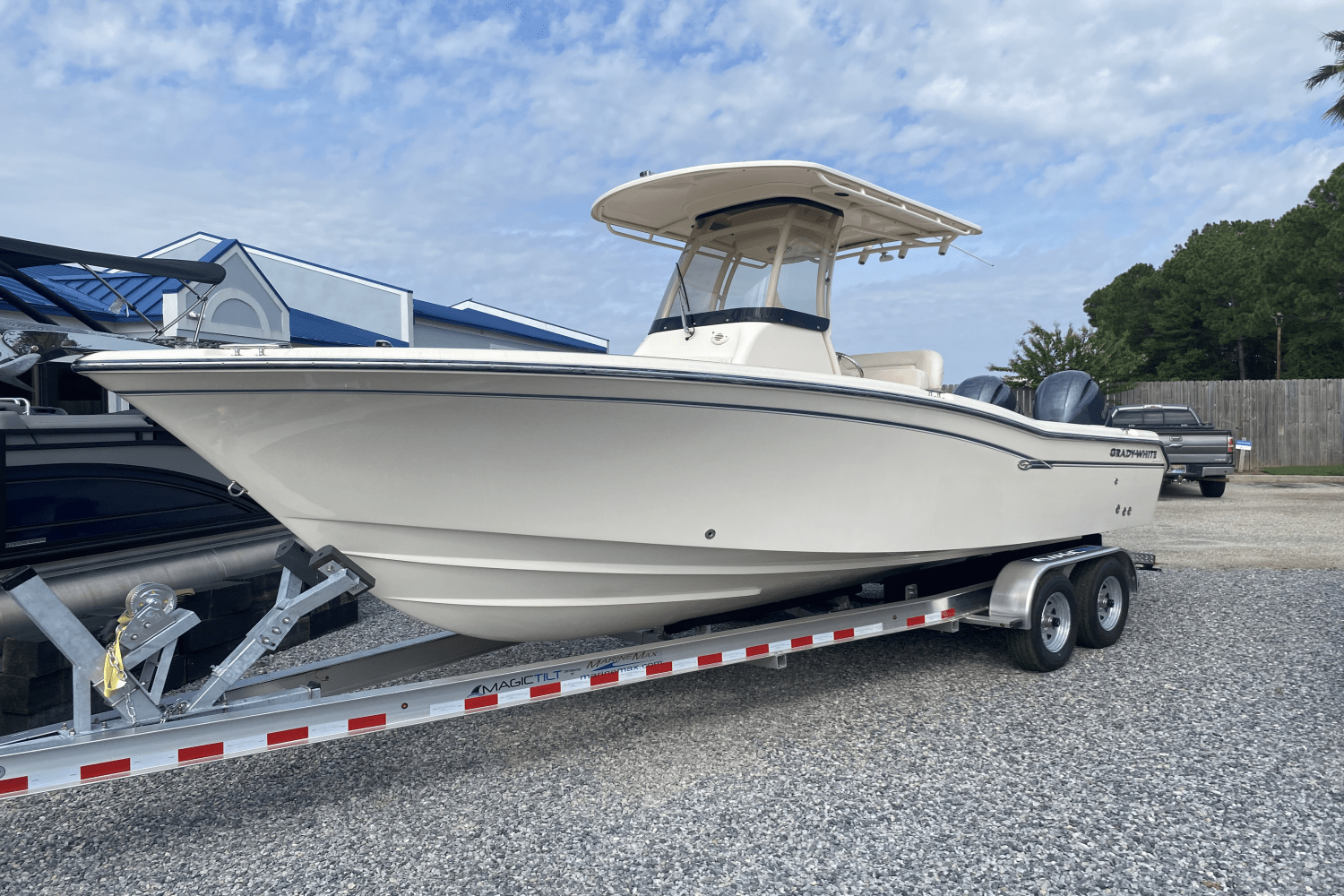 2017 Grady-White 257 FISHERMAN Image Thumbnail #2