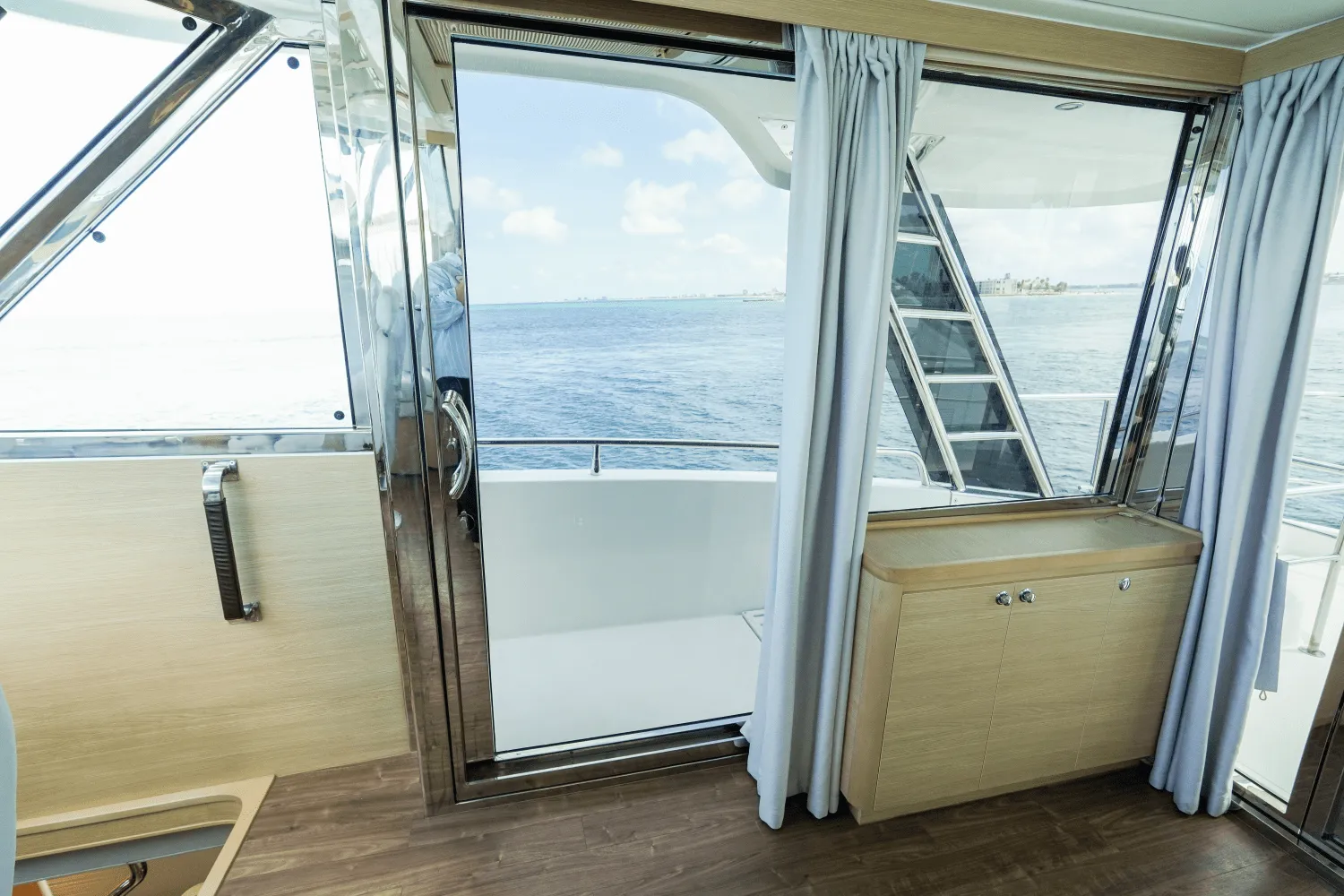 2023 Aquila
                                                             54 Yacht Image Thumbnail #64