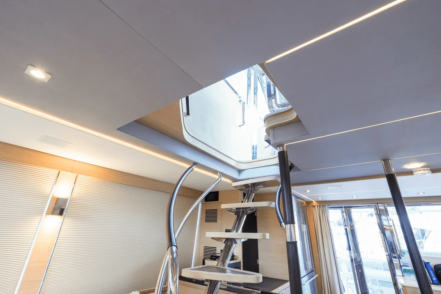 2023 Aquila
                                                             54 Yacht Image Thumbnail #45