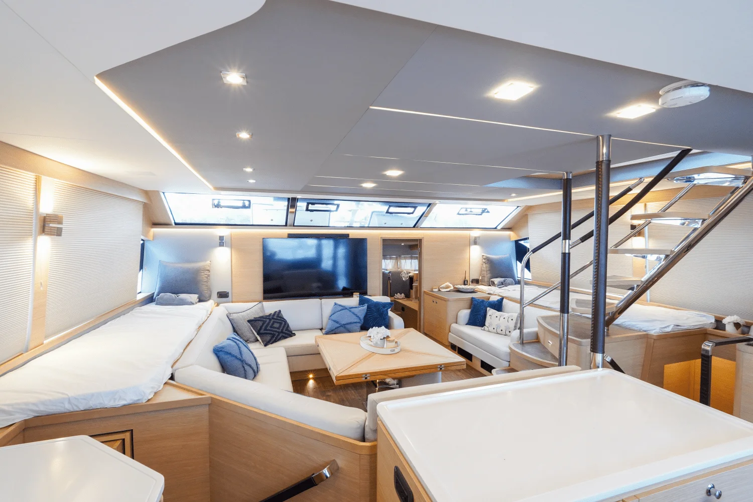 2023 Aquila
                                                             54 Yacht Image Thumbnail #32