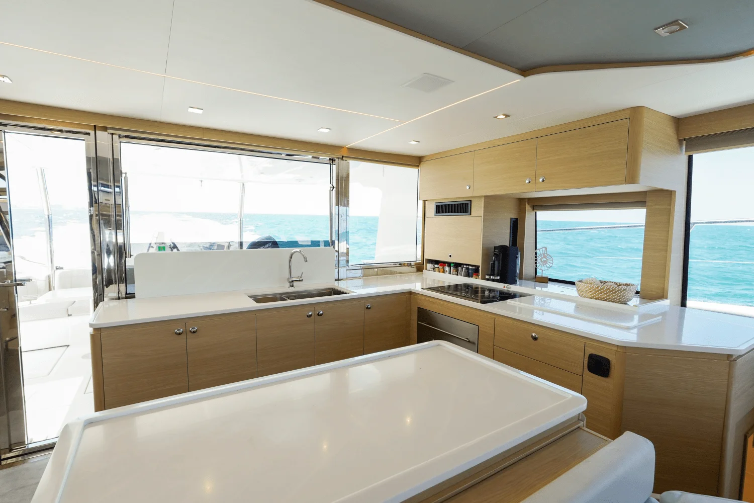 2023 Aquila
                                                             54 Yacht Image Thumbnail #28