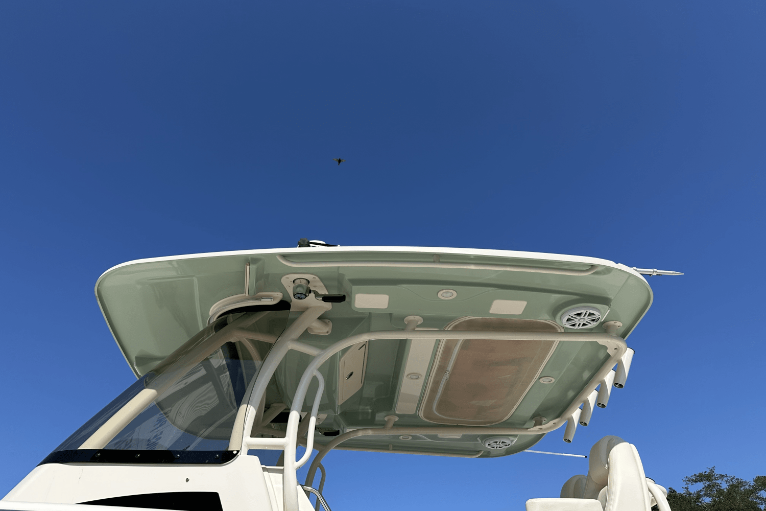 2020 Grady-White 326 CANYON Image Thumbnail #4