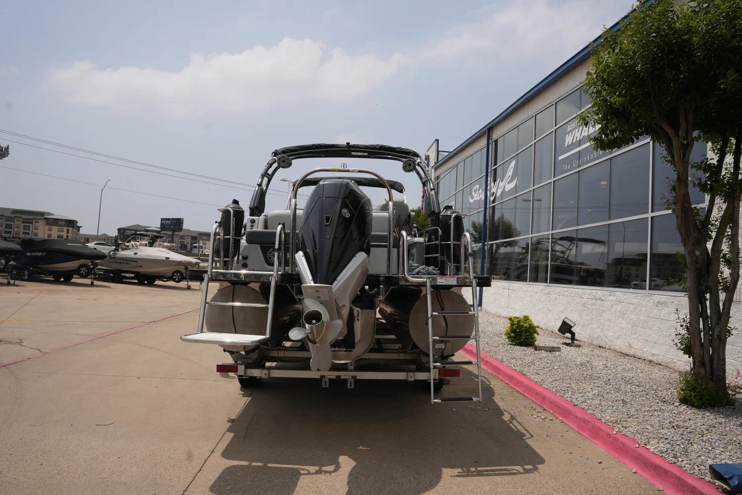 2022 Harris 230 SOLSTICE Image Thumbnail #4