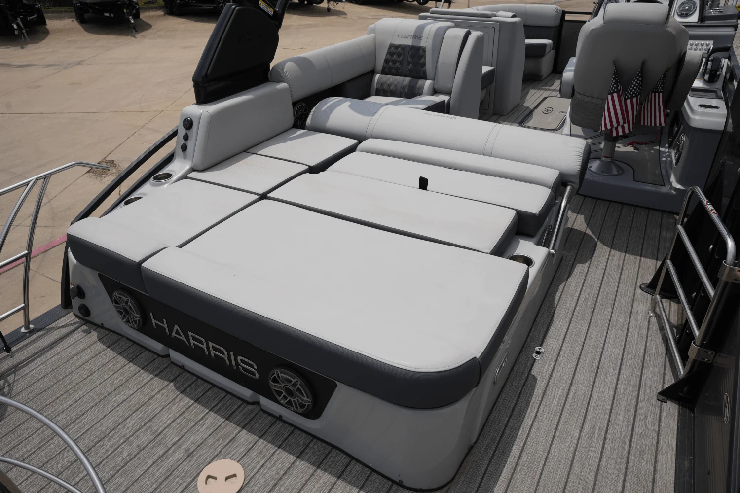 2022 Harris 230 SOLSTICE Image Thumbnail #20