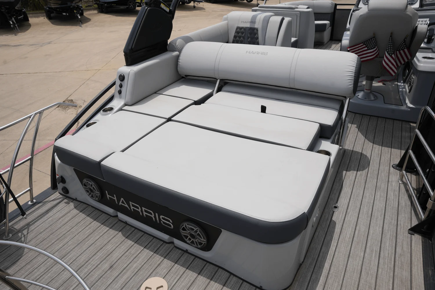 2022 Harris 230 SOLSTICE Image Thumbnail #19