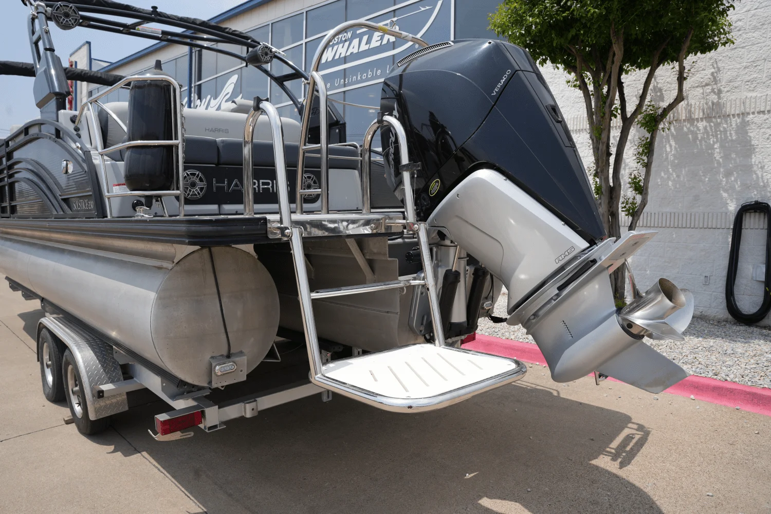 2022 Harris 230 SOLSTICE Image Thumbnail #5