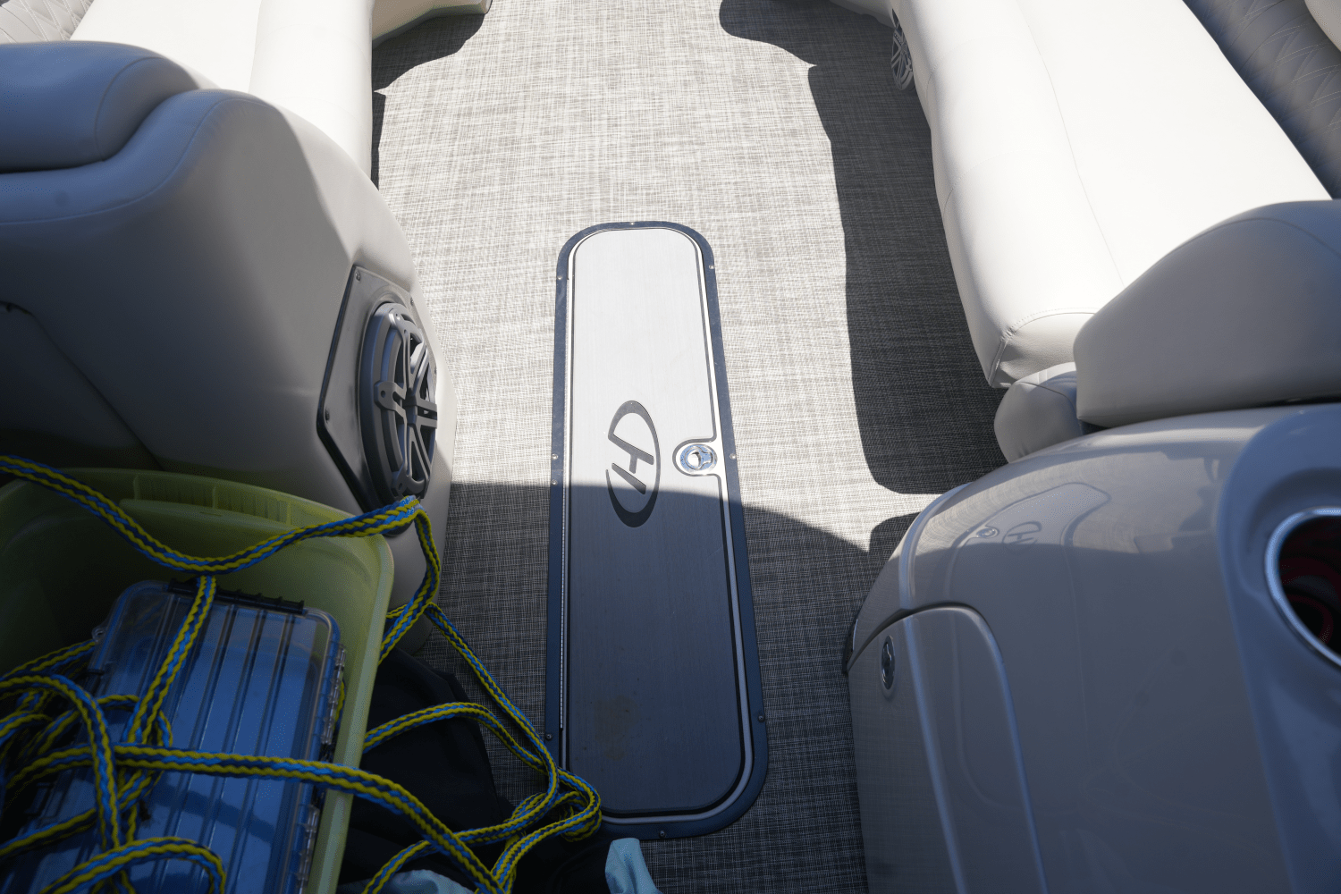 2019 Harris Solstice 220 Image Thumbnail #16