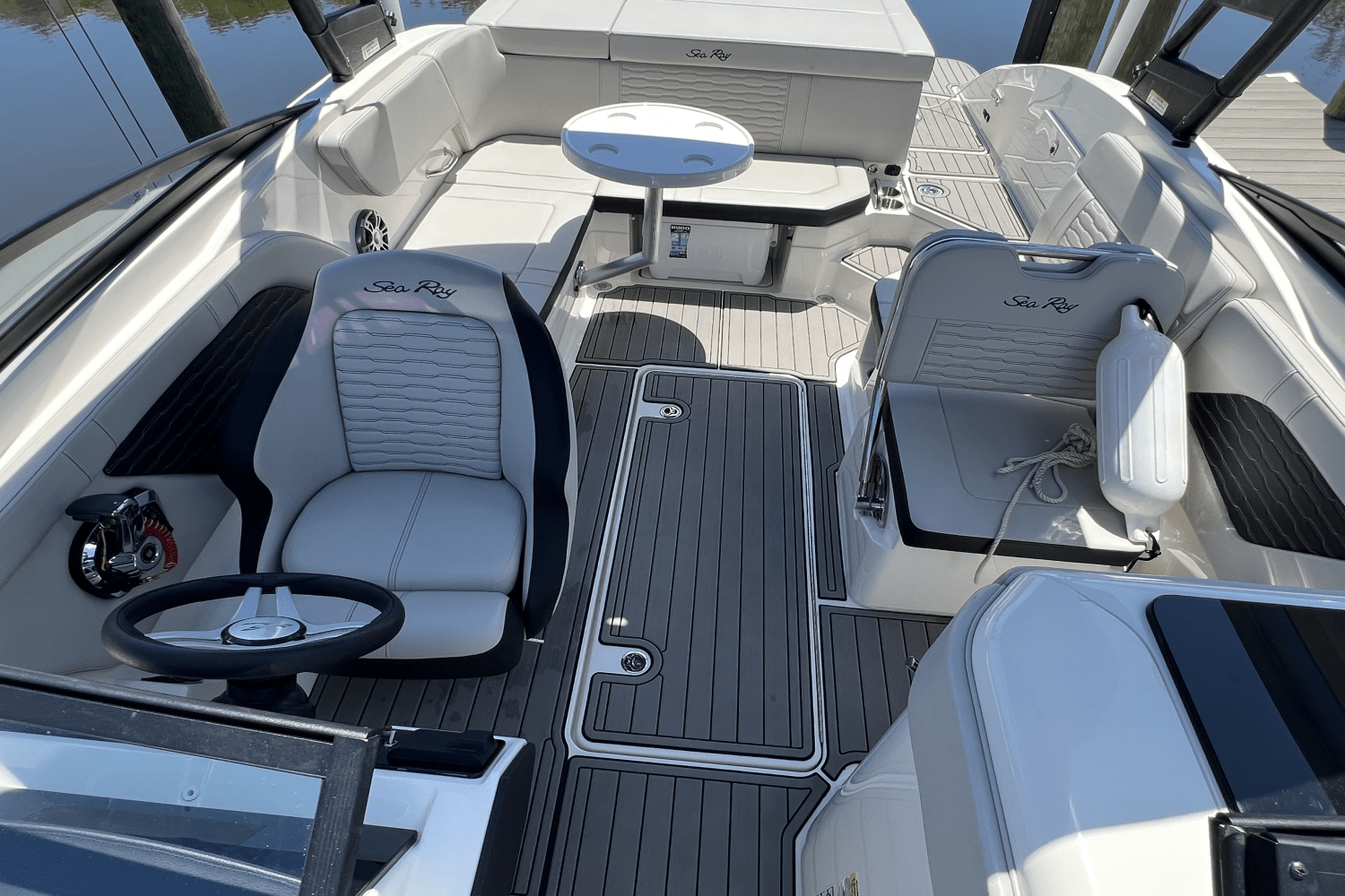 2023 Sea Ray 230 SPX-OB Image Thumbnail #84