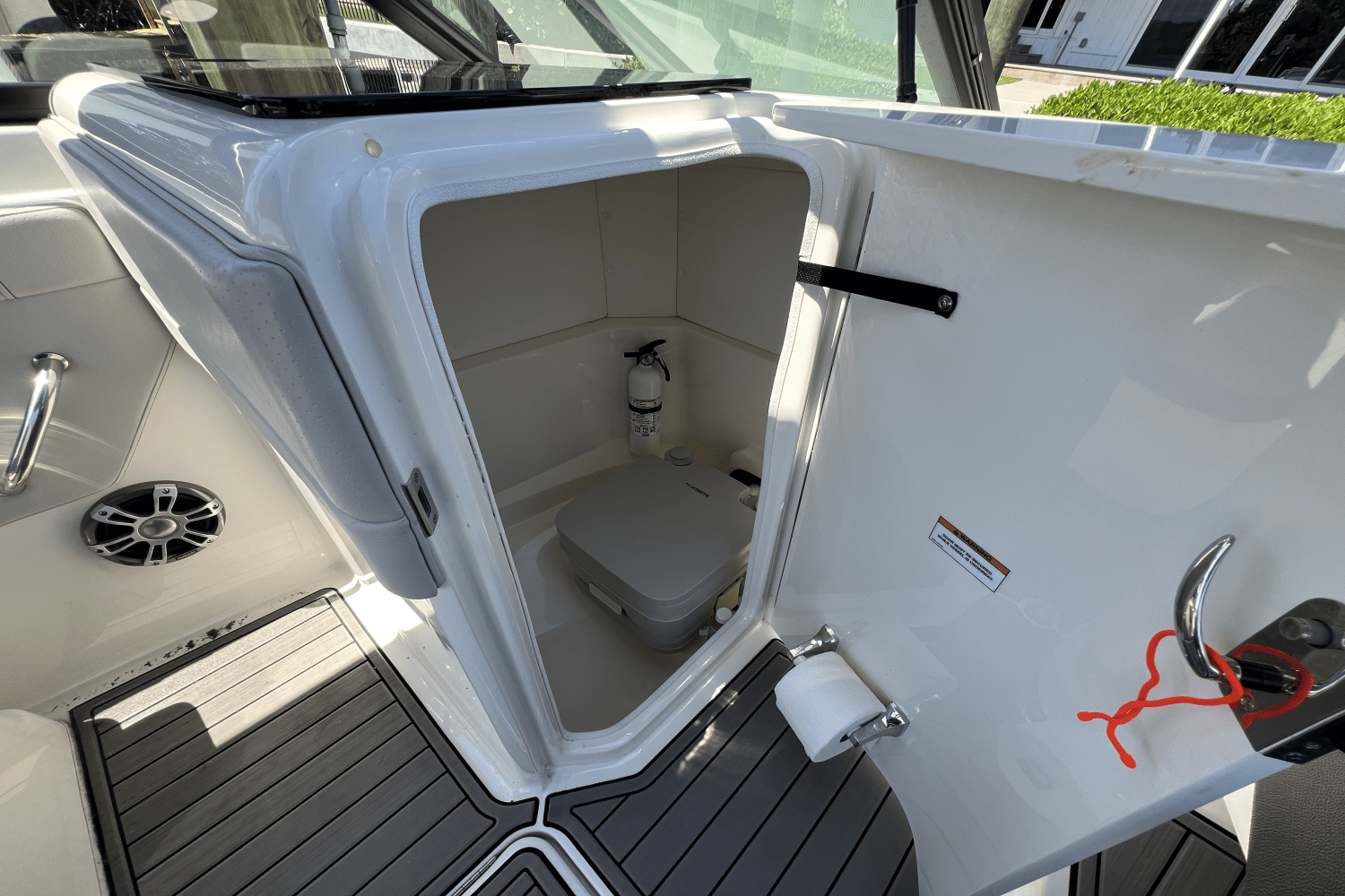 2023 Sea Ray 230 SPX-OB Image Thumbnail #72