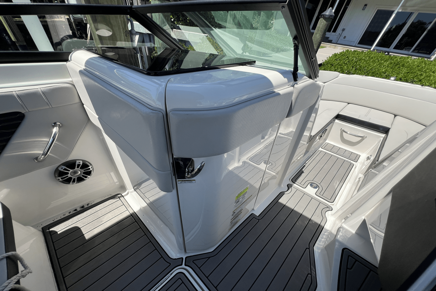 2023 Sea Ray 230 SPX-OB Image Thumbnail #73