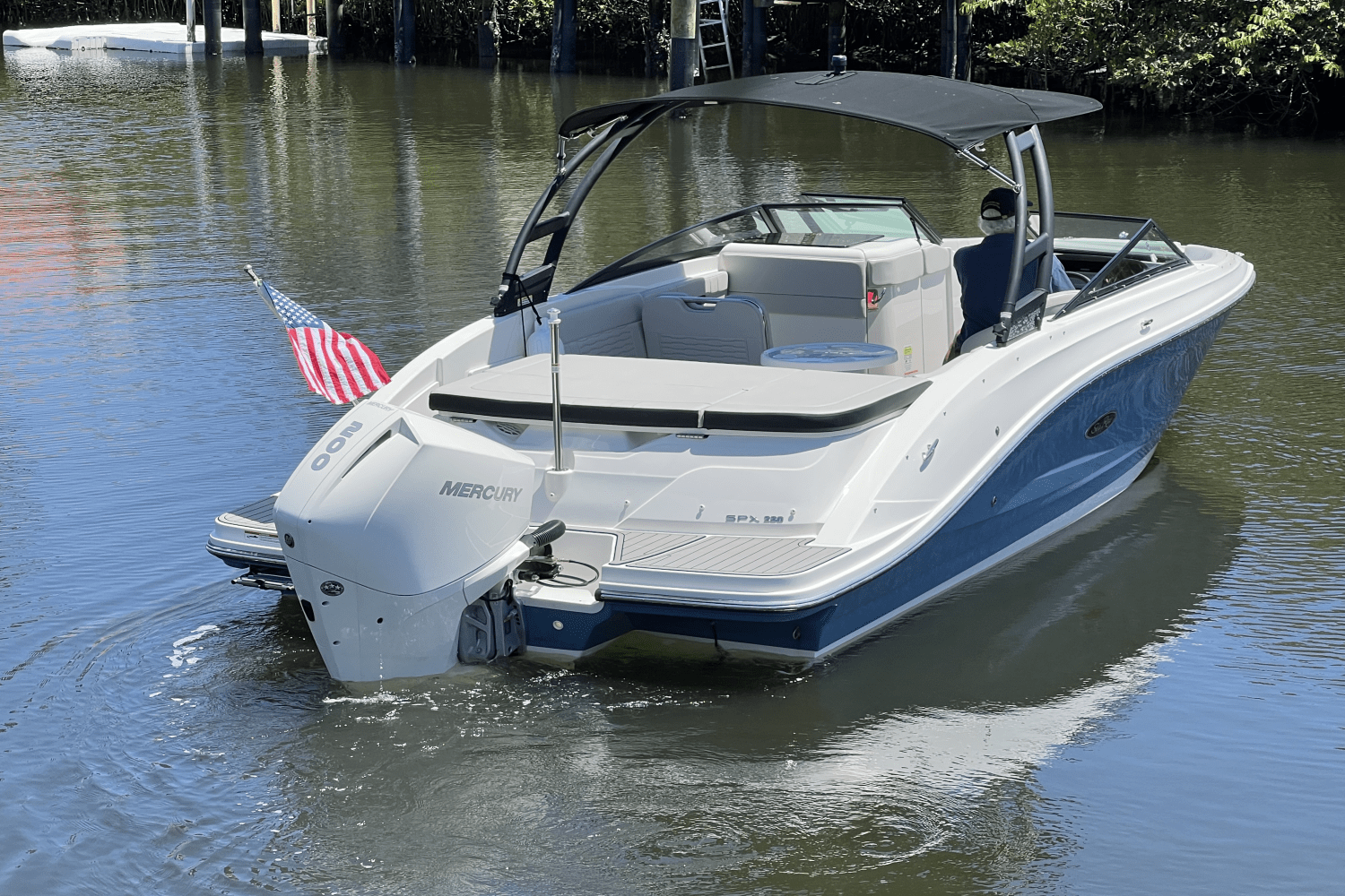 2023 Sea Ray 230 SPX-OB Image Thumbnail #17