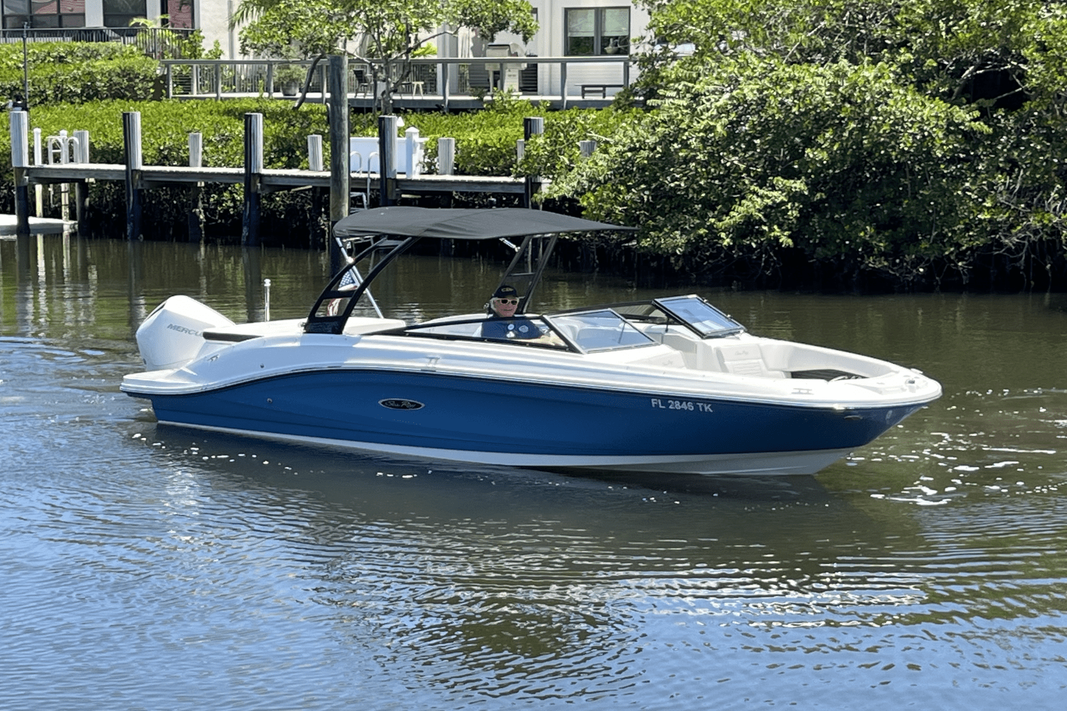 2023 Sea Ray 230 SPX-OB Image Thumbnail #6