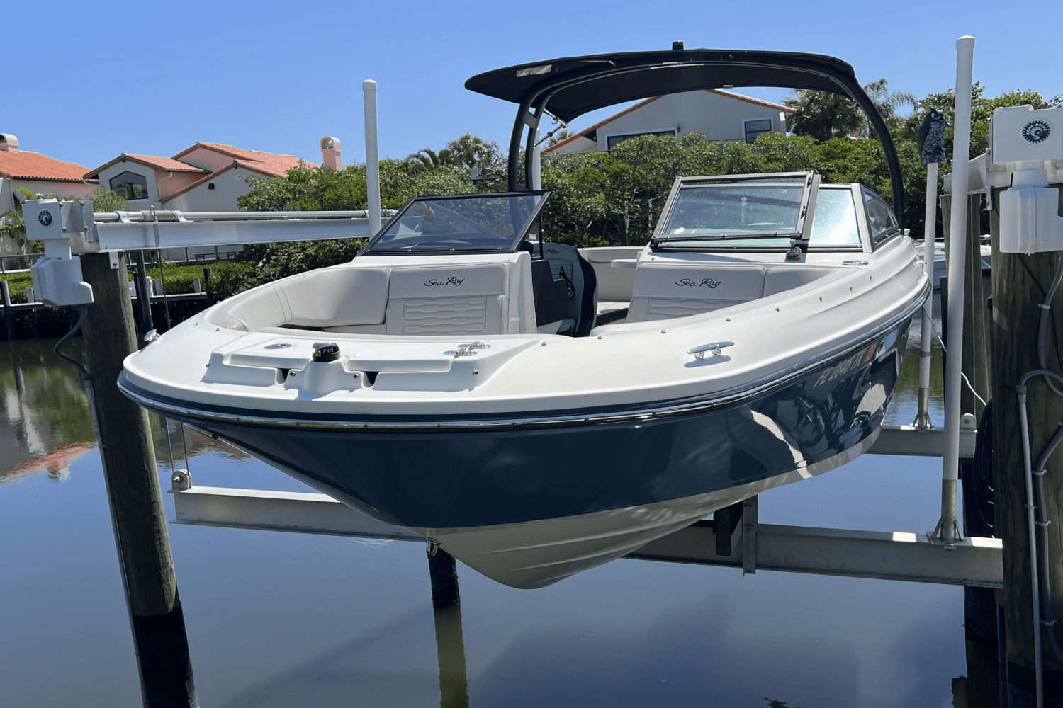 2023 Sea Ray 230 SPX-OB Image Thumbnail #28
