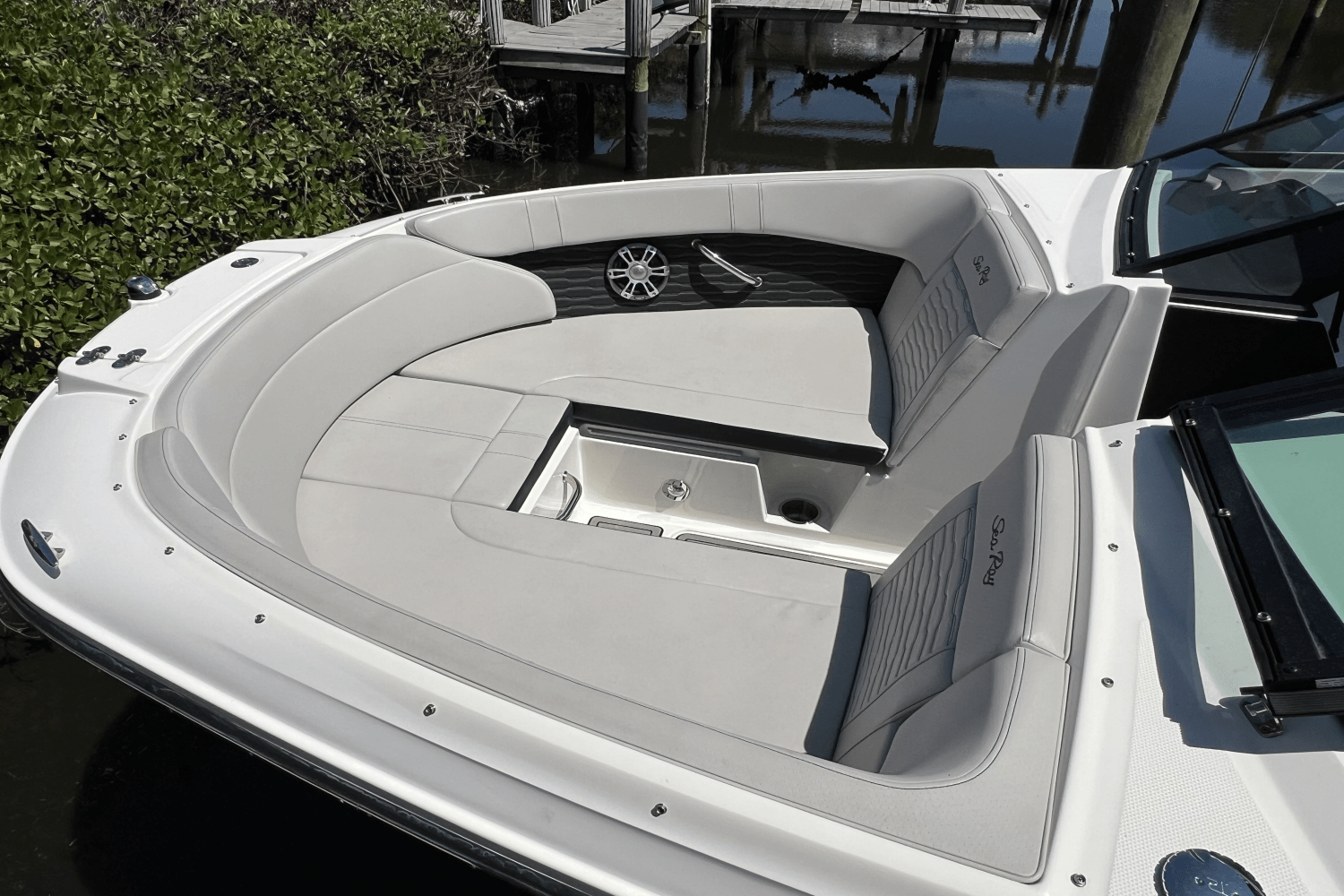 2023 Sea Ray 230 SPX-OB Image Thumbnail #30