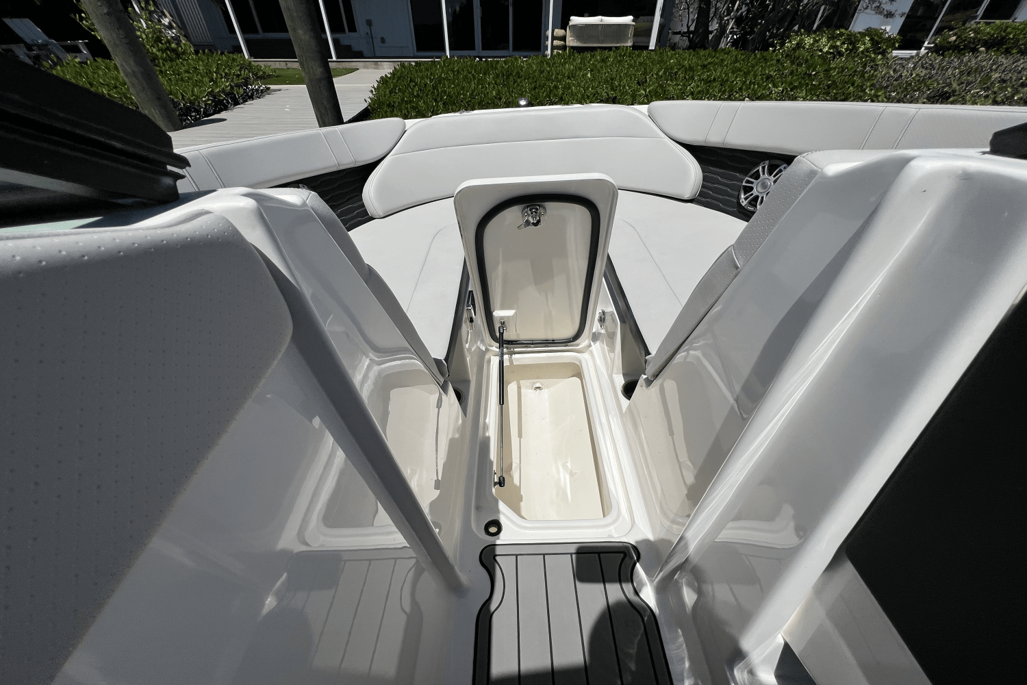 2023 Sea Ray 230 SPX-OB Image Thumbnail #76