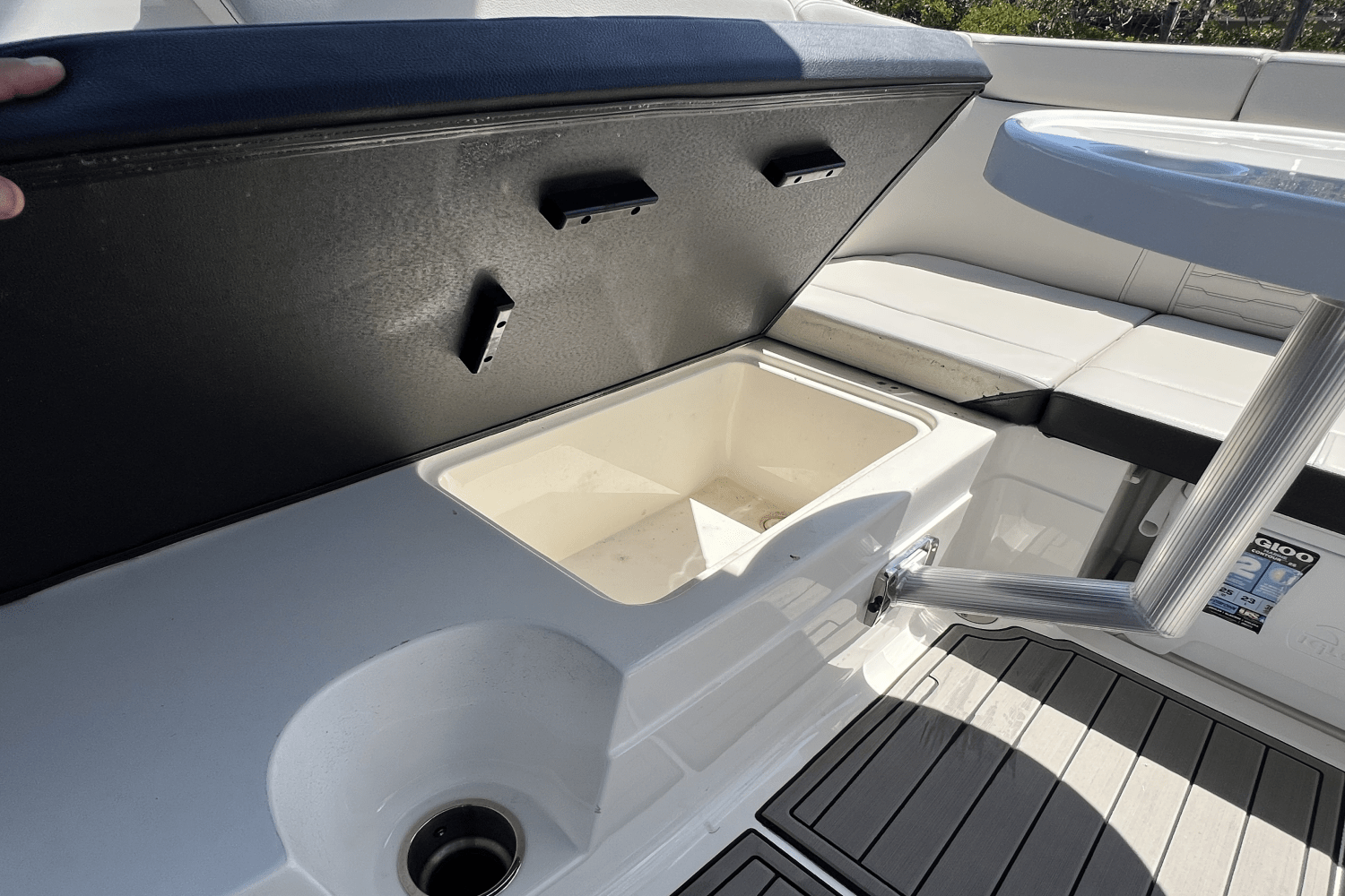 2023 Sea Ray 230 SPX-OB Image Thumbnail #51
