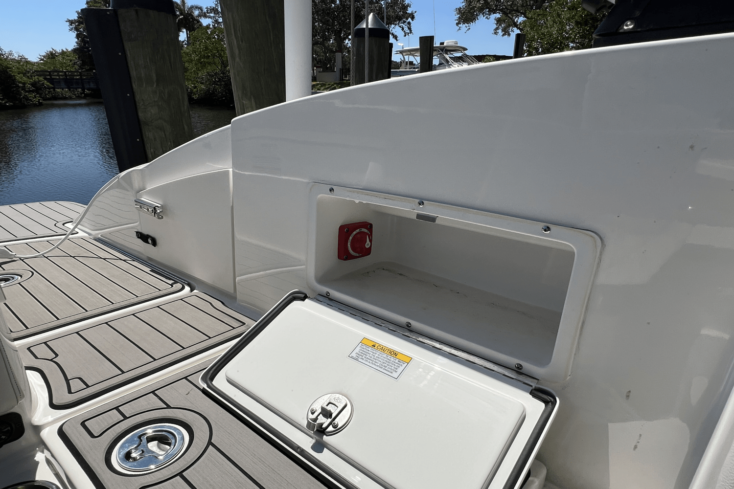 2023 Sea Ray 230 SPX-OB Image Thumbnail #56