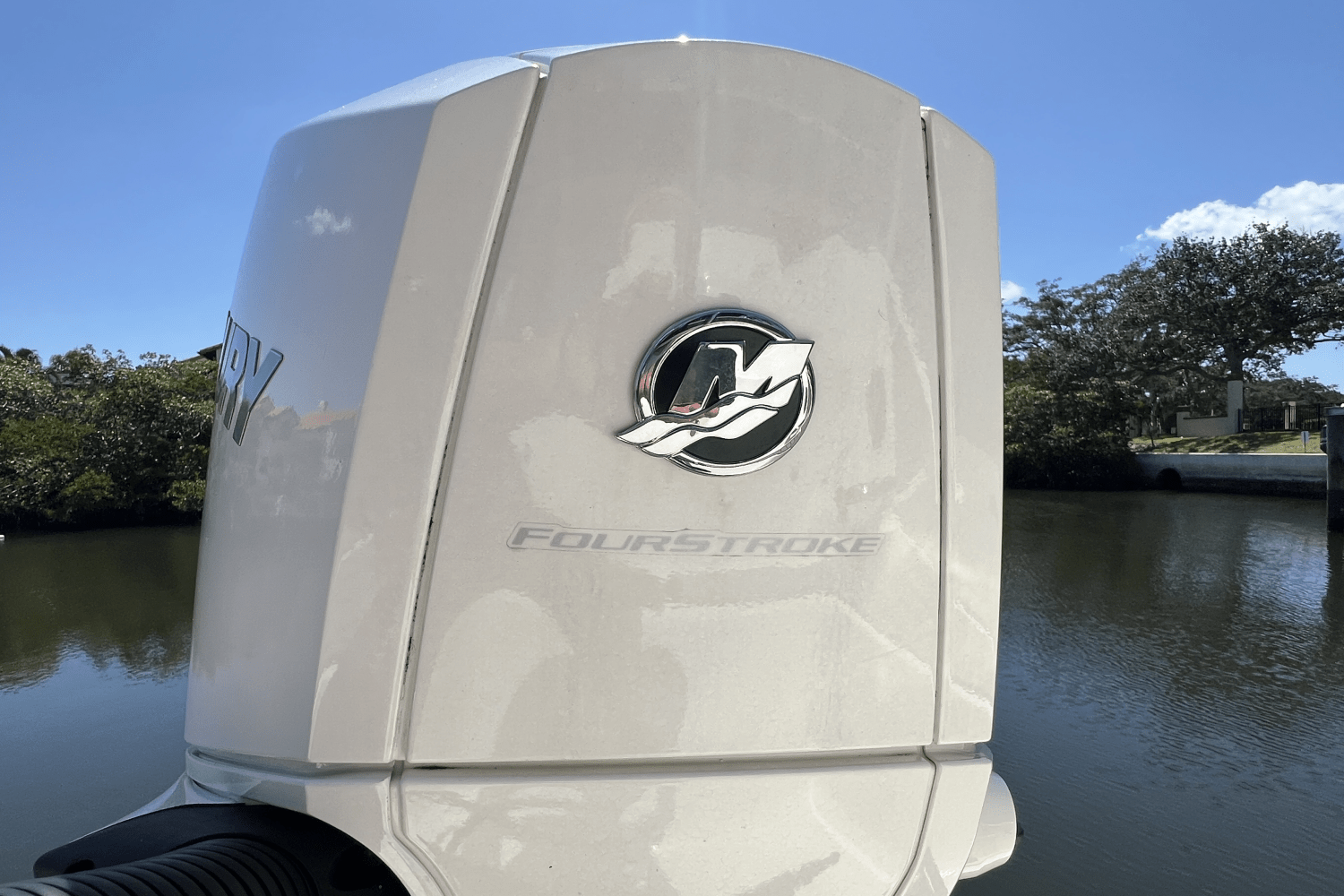 2023 Sea Ray 230 SPX-OB Image Thumbnail #42