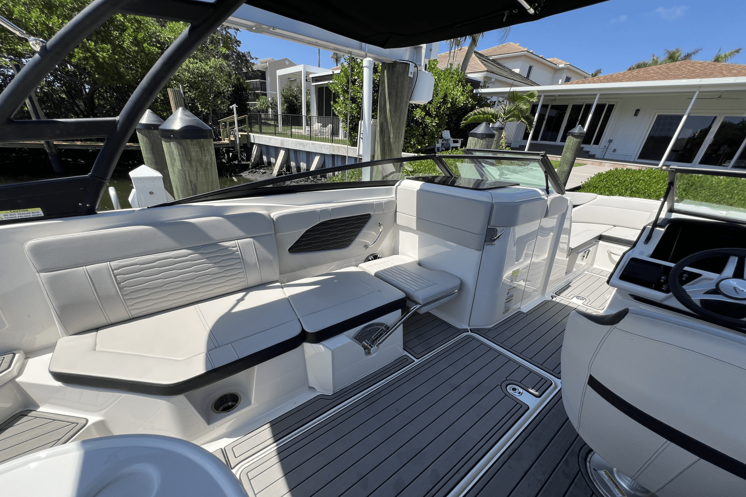 2023 Sea Ray 230 SPX-OB Image Thumbnail #44