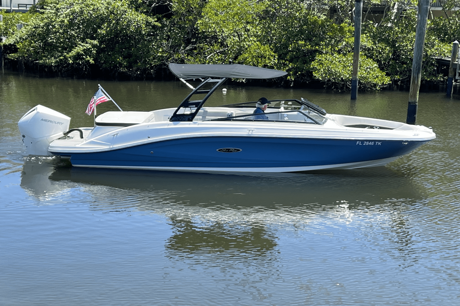 2023 Sea Ray 230 SPX-OB Image Thumbnail #12
