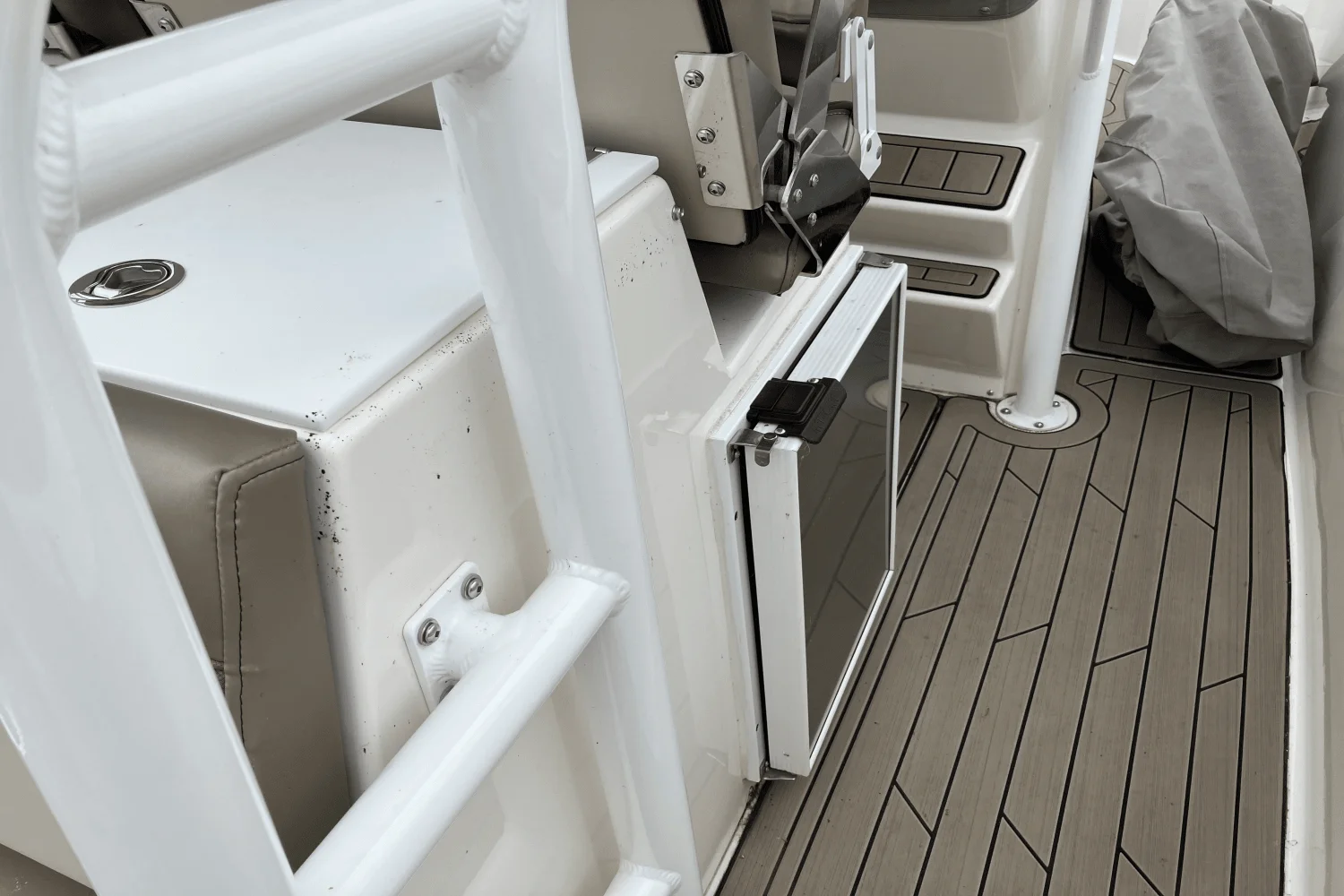 2022 Cutwater C 24 CW Image Thumbnail #17