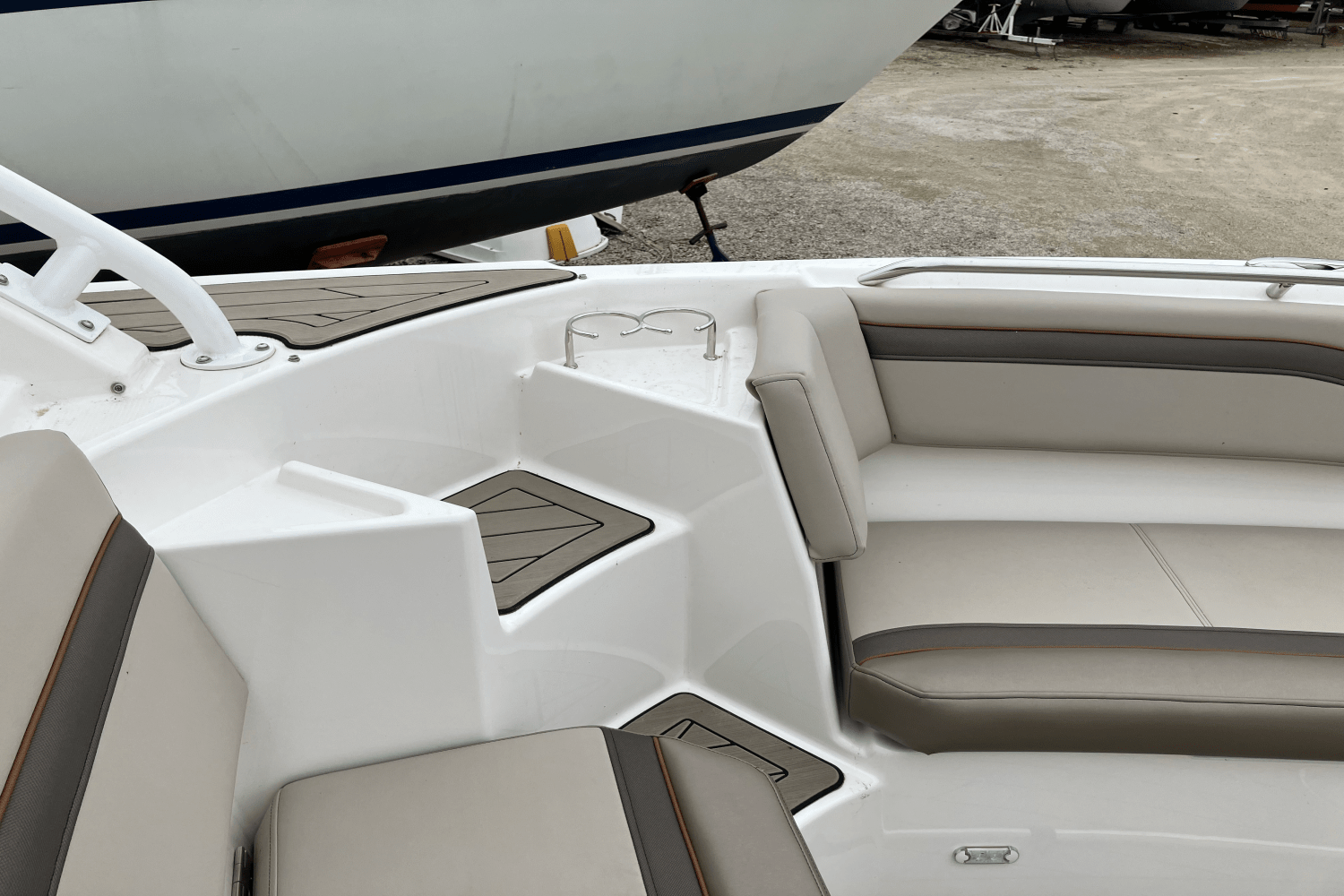 2022 Cutwater C 24 CW Image Thumbnail #13