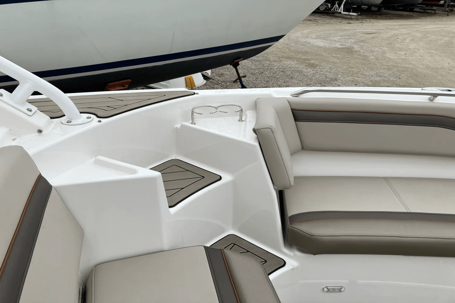 2022 Cutwater C 24 CW Image Thumbnail #13