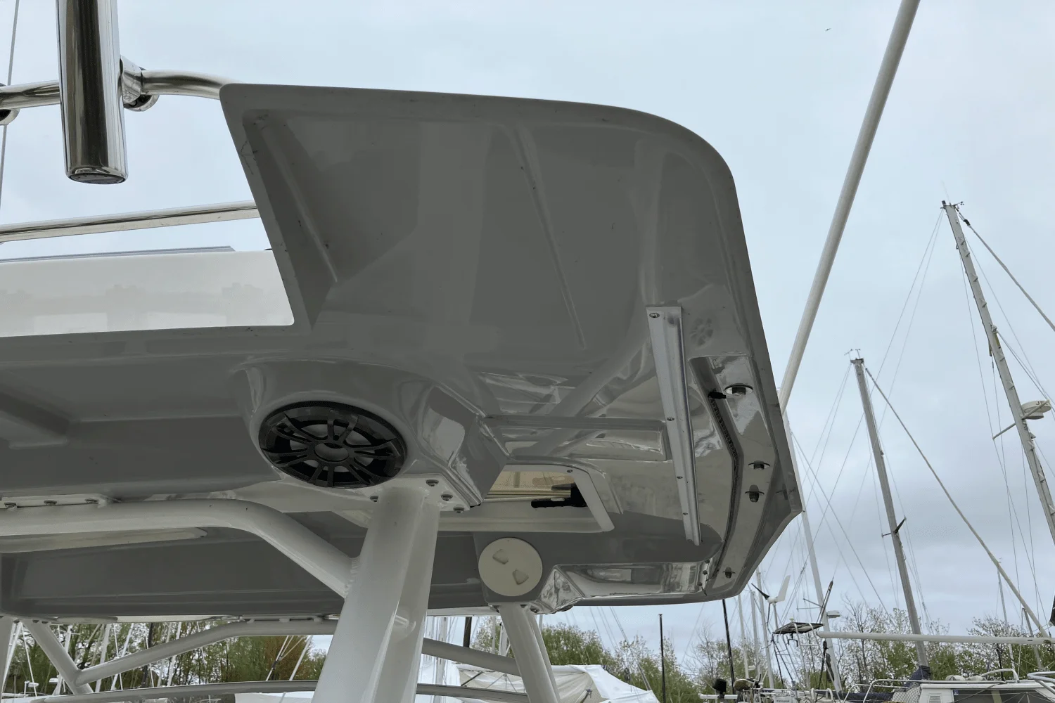 2022 Cutwater C 24 CW Image Thumbnail #18