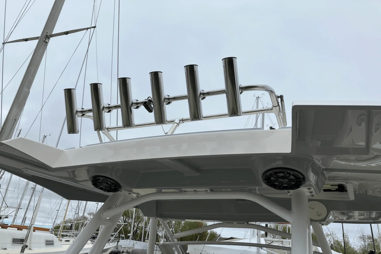 2022 Cutwater C 24 CW Image Thumbnail #9