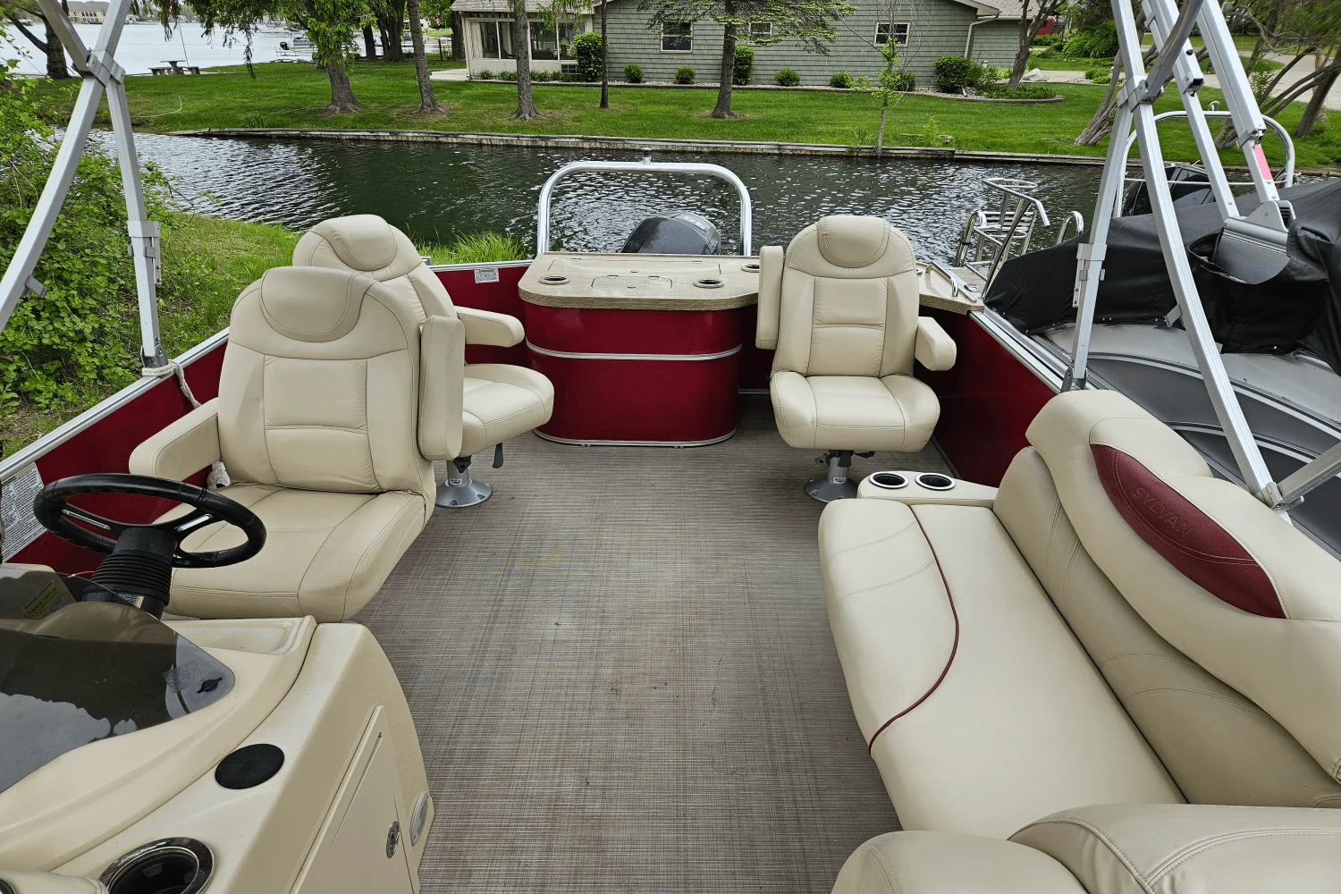 2018 Sylvan MIRAGE 8522ENT Image Thumbnail #6