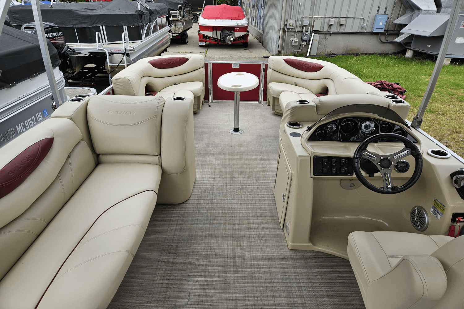 2018 Sylvan MIRAGE 8522ENT Image Thumbnail #5