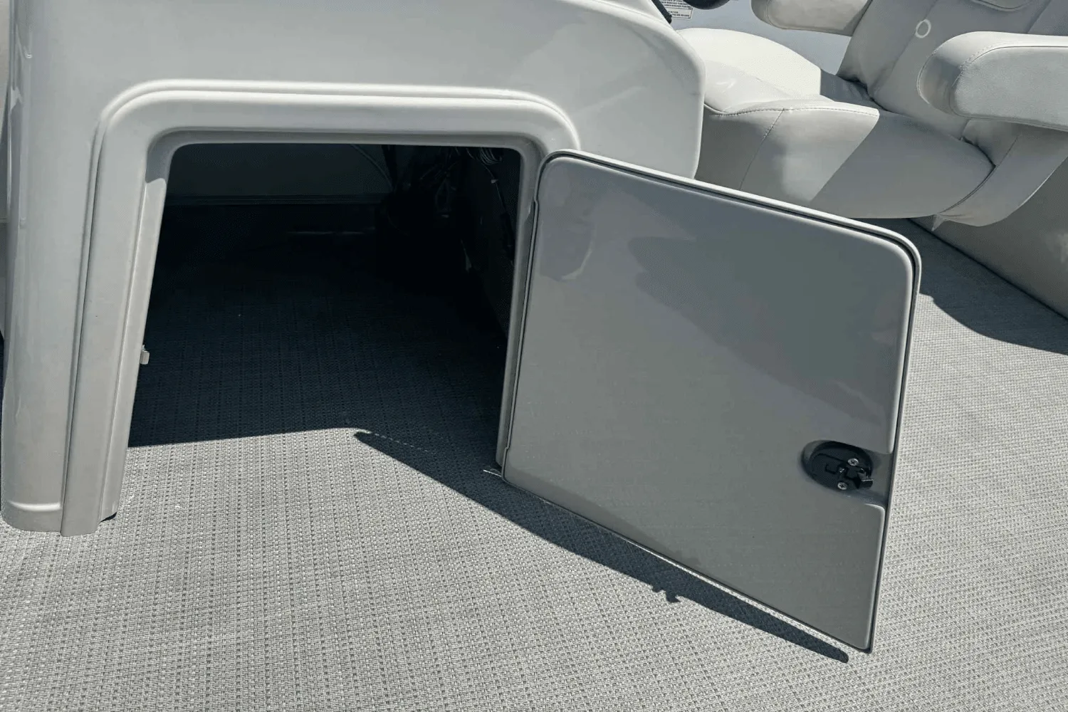 2023 Sun Chaser GENEVA 24LRDH Image Thumbnail #9