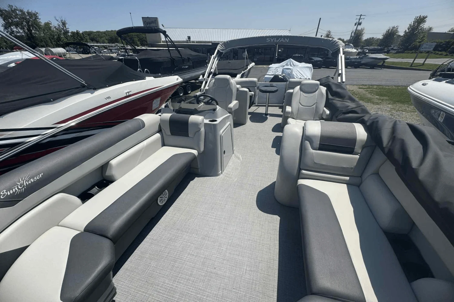 2023 Sun Chaser GENEVA 24LRDH Image Thumbnail #3