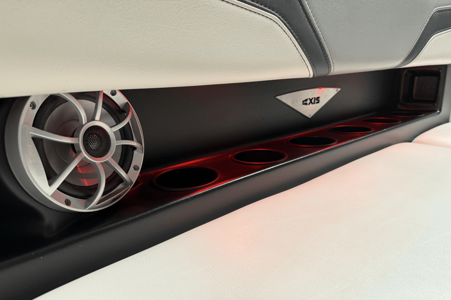 2016 Axis T23 Image Thumbnail #36