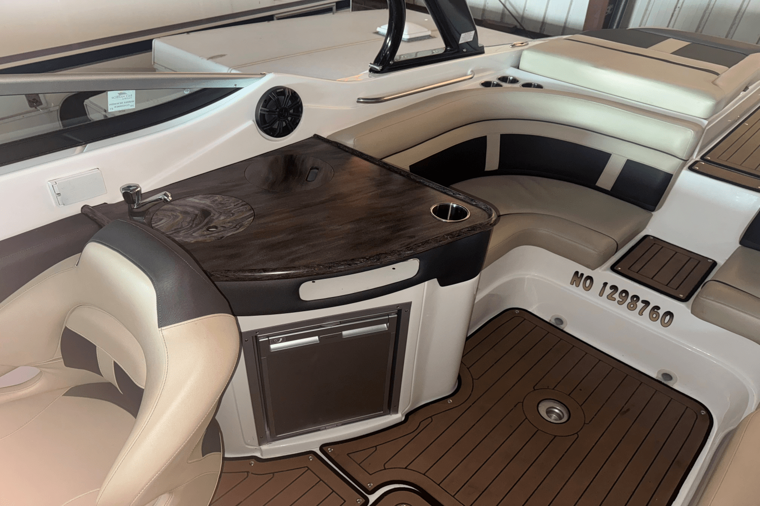 2019 Rinker QX29 Image Thumbnail #19